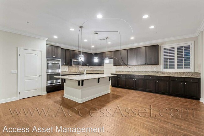 Foto del edificio - 5 br, 4 bath House - 36552 Geranium Dr