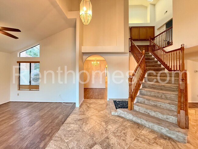 Foto del edificio - 14265 Marianopolis Way