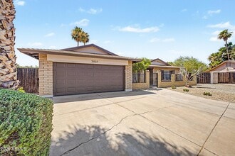 Building Photo - 3027 W Tierra Buena Ln