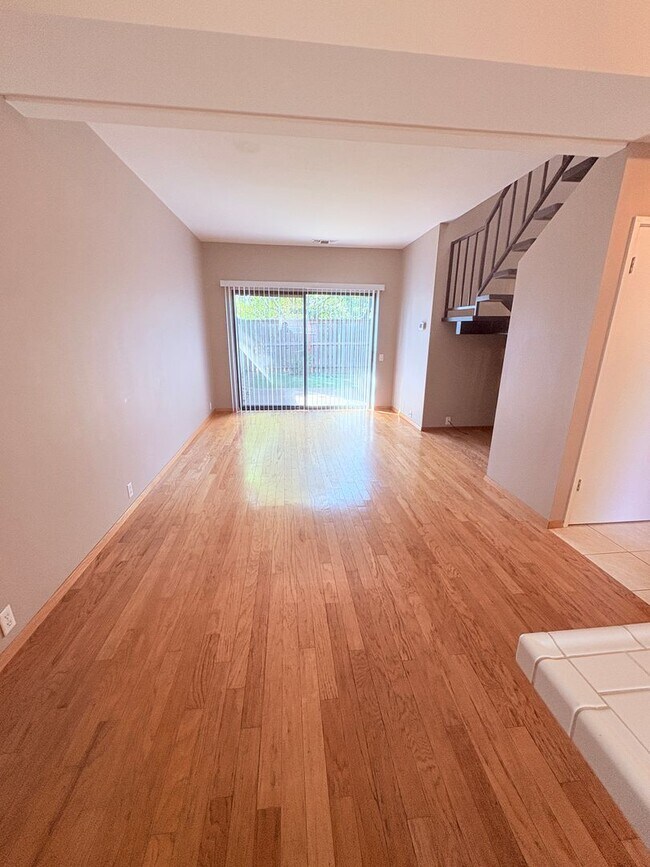 Foto del edificio - 5106 Griffin Oaks Ln