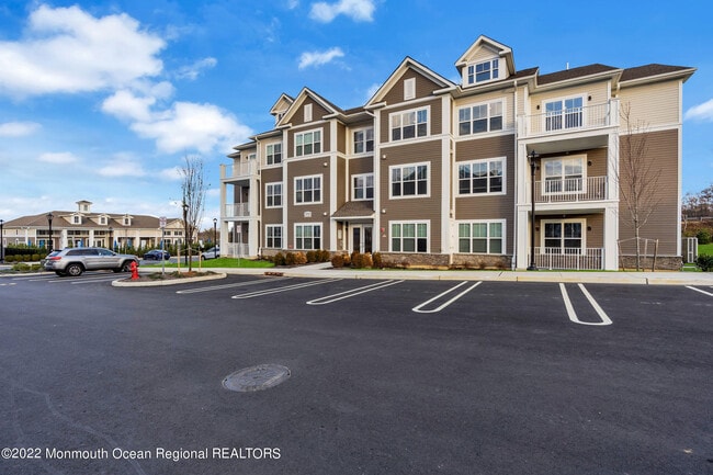 Building Photo - 3401 Aspen Cir