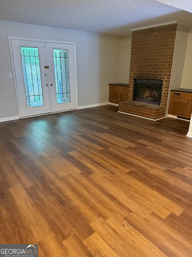 Building Photo - 4534 Golf Vista Cir