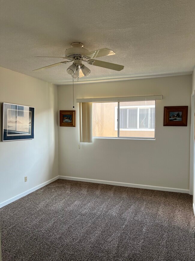 dormitorio - 2306 E Commonwealth Ave