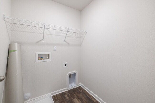 Foto del edificio - 2110 Briar Run Dr