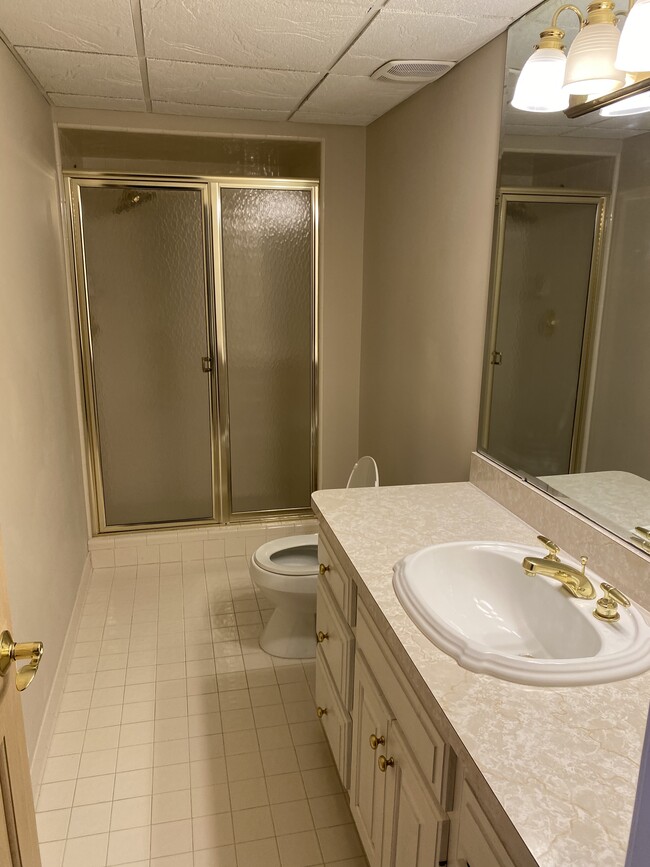 Foto del edificio - 44265 Riverview Ridge Dr