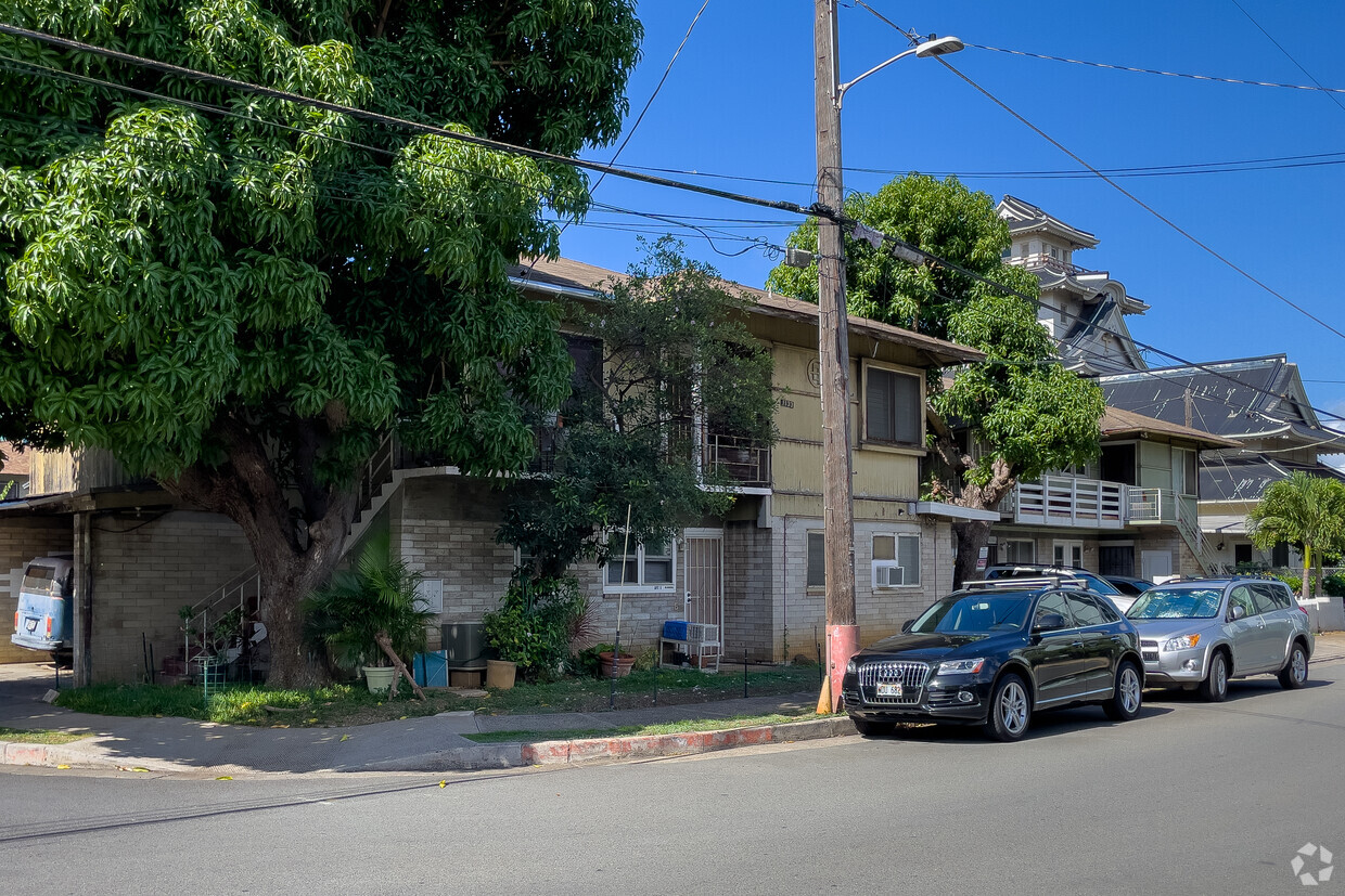 Foto principal - 1129-1133 Elm St