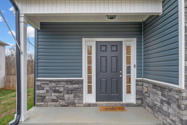 Foto del edificio - 1004 Black Oak Cir