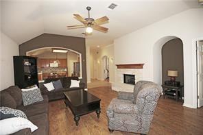 Building Photo - 2105 Woodston Dr