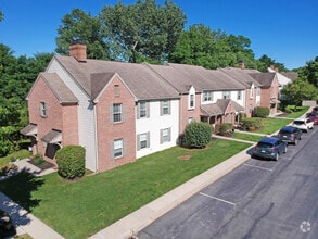 Building Photo - 258 Aberdeen Ave