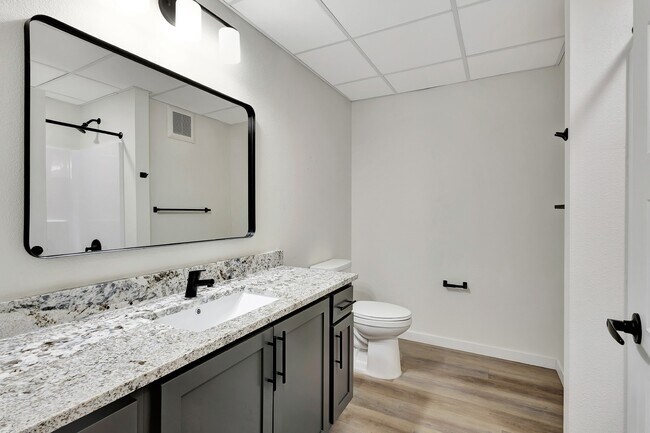 Foto del edificio - Silver Lake Crossing