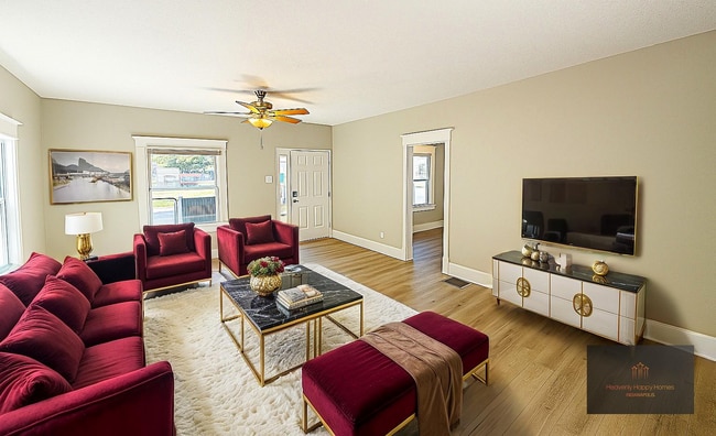 Photo - 321 Harlan St House