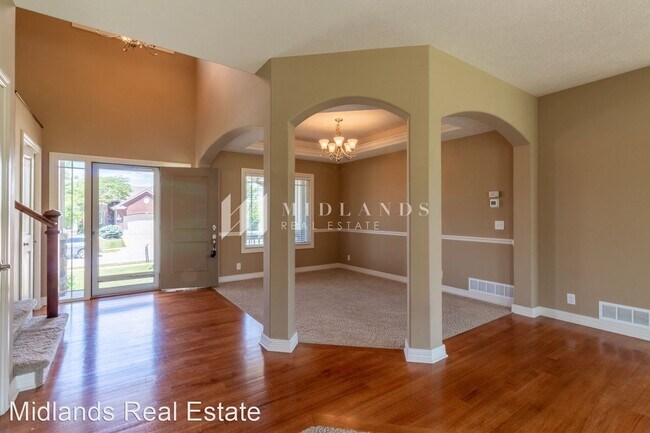 Building Photo - 5 br, 3 bath House - 7943 Legacy Street