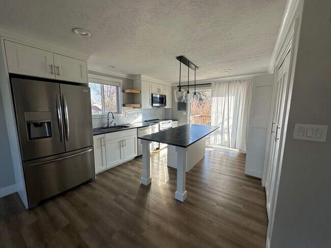 Foto del edificio - Orem Duplex - Upstairs