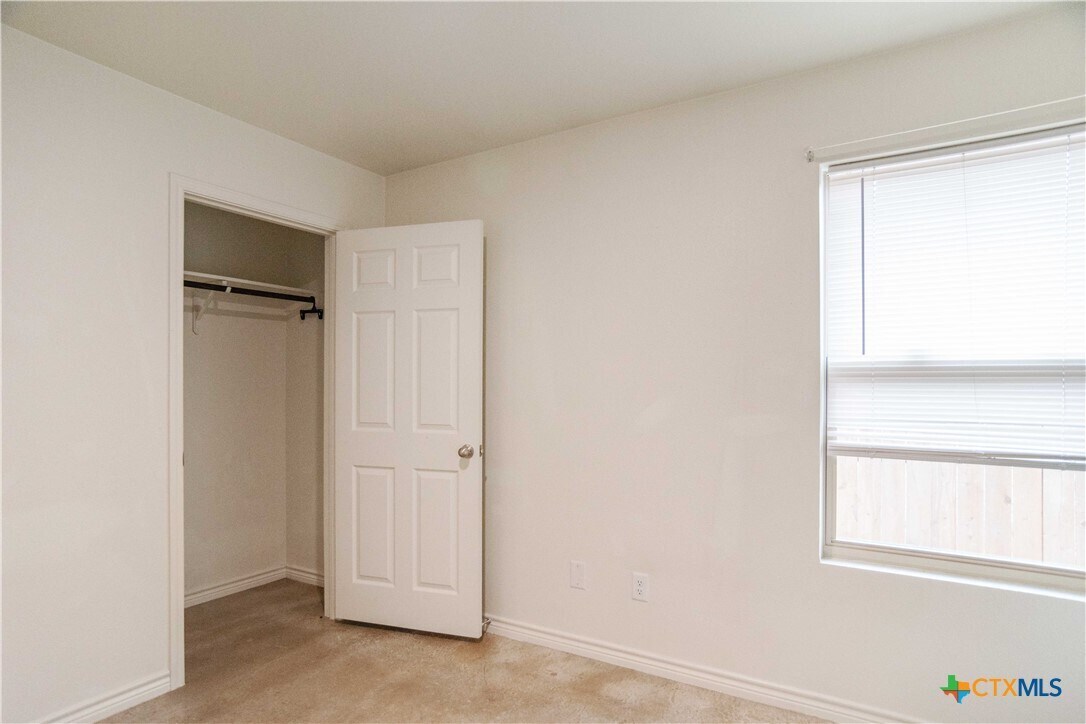 Foto principal - 2317 A Alterman Dr