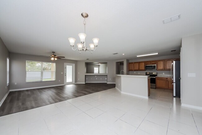 Building Photo - 4550 Ross Lanier Ln
