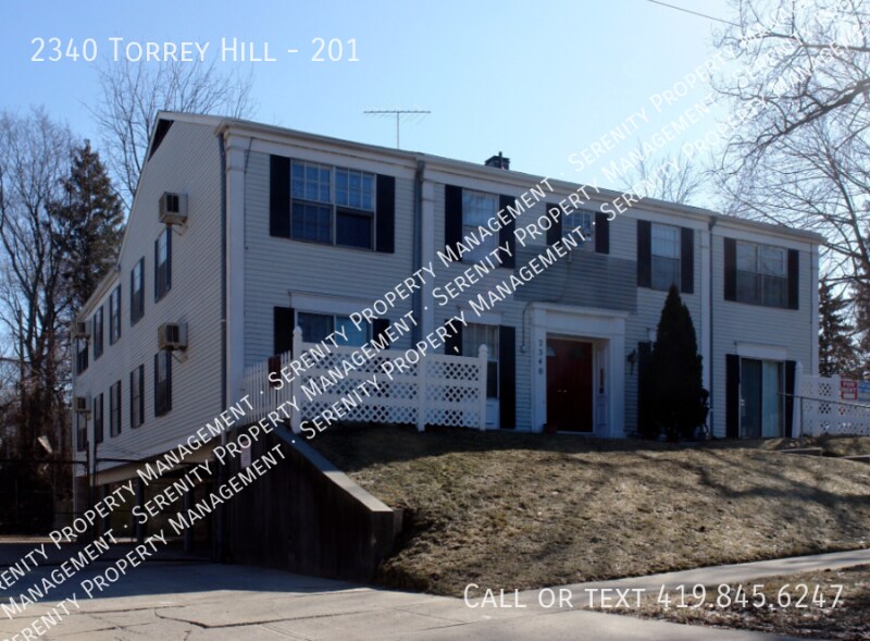 2340 Torrey Hill Dr, Toledo, OH 43606 House Rental in Toledo, OH