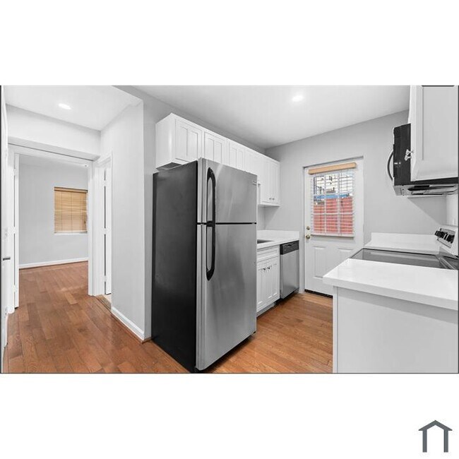 Foto del edificio - 443 20th St NE