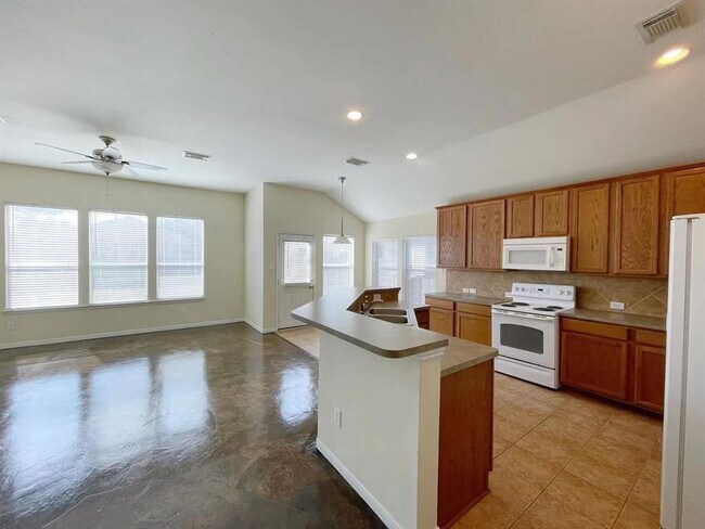 Foto del edificio - 1618 Eberhart Star Ct