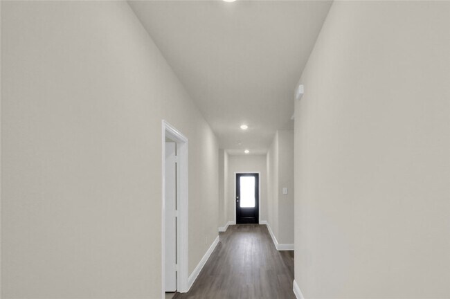 Foto del edificio - 511 Weller Rd