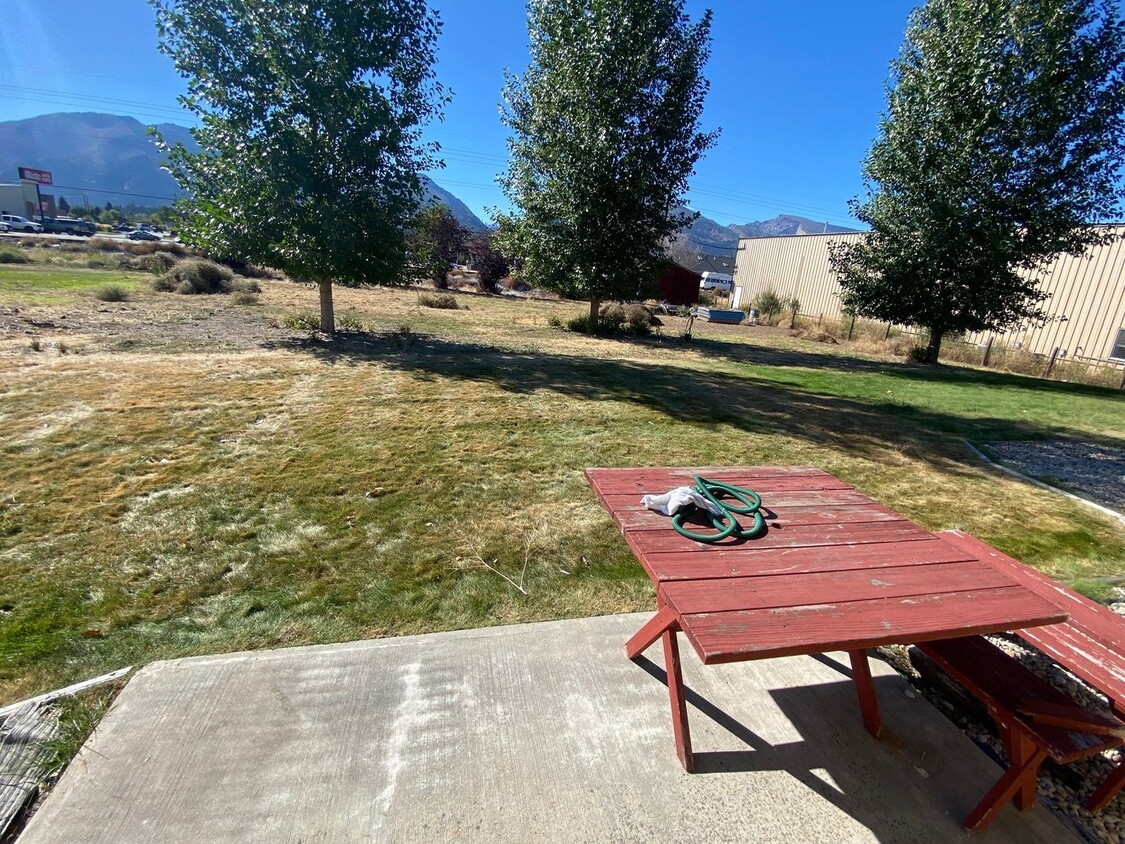 Primary Photo - Charming 2 bed 1 bath in Hamilton