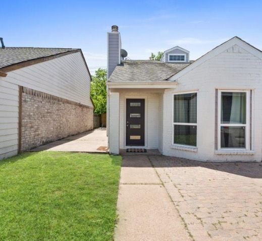 Building Photo - 11847 Plumbrook Dr