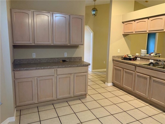 Building Photo - 2210 Deata Ct