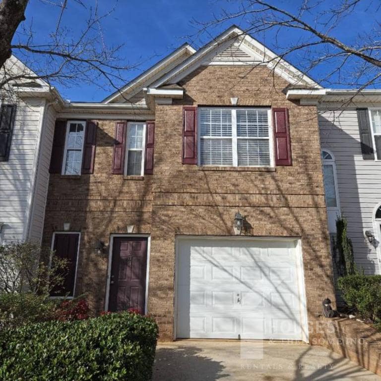 Photo - 203 Chardon Place