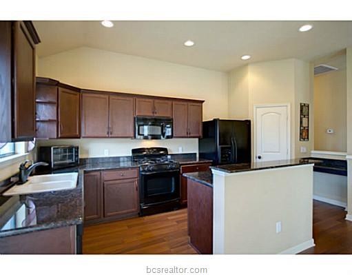 Foto del edificio - 15536 Creek Meadow Blvd N