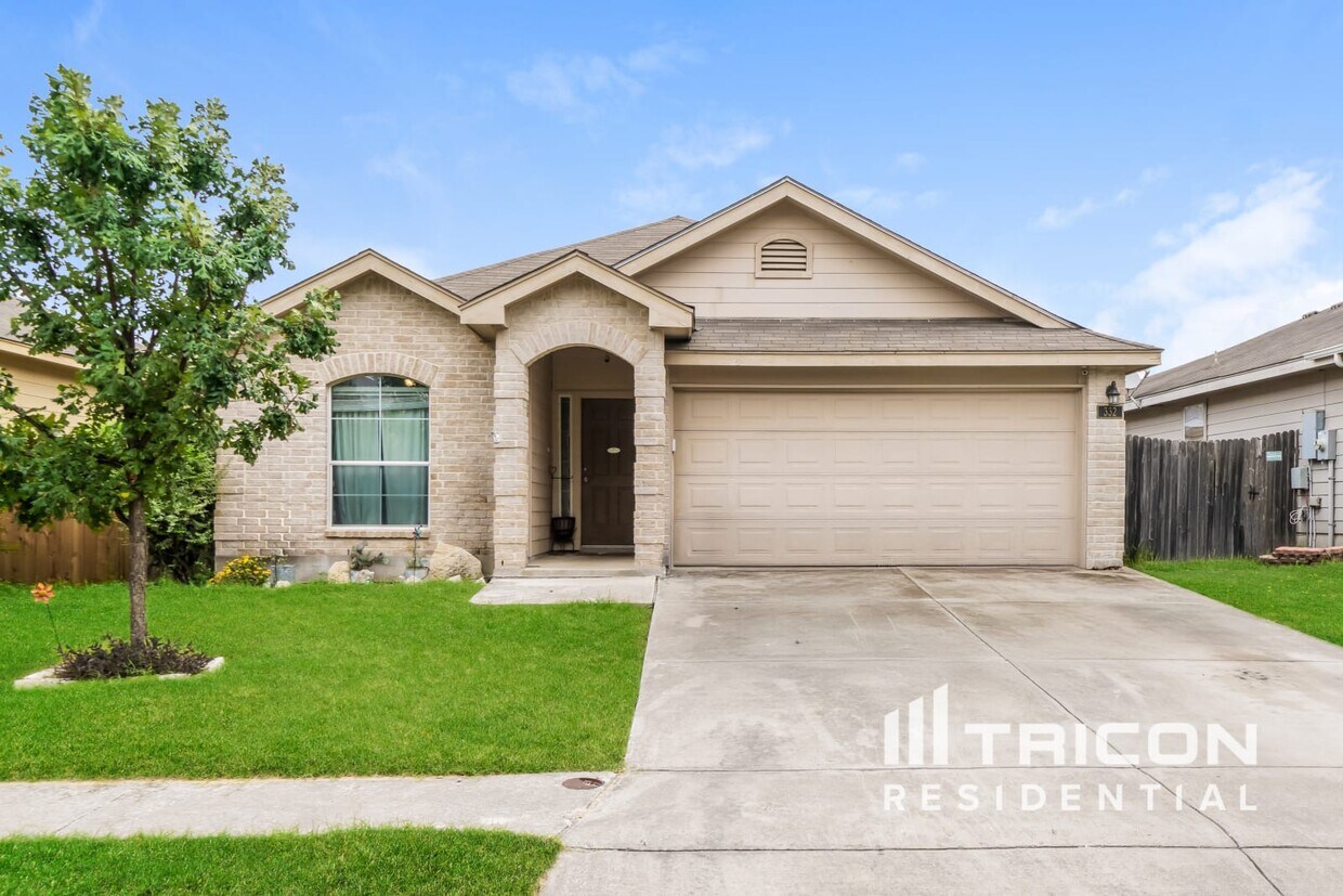 Foto principal - 332 Hummingbird Dr