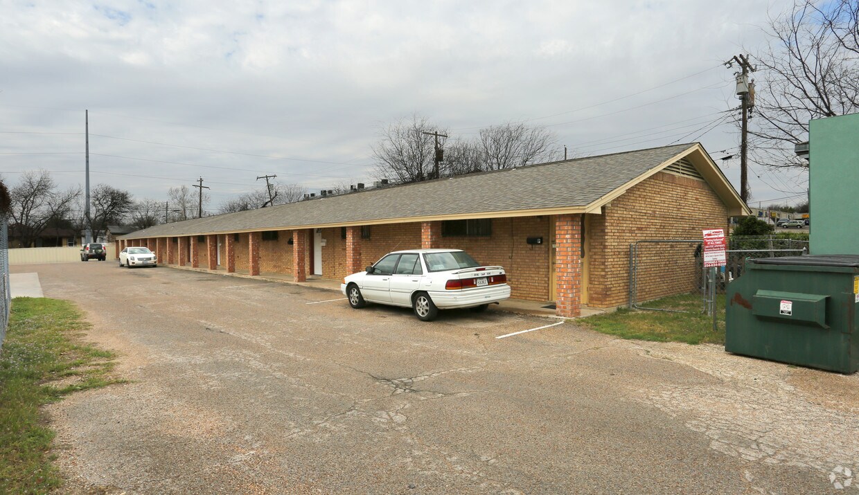 Primary Photo - 500 W Rancier Ave