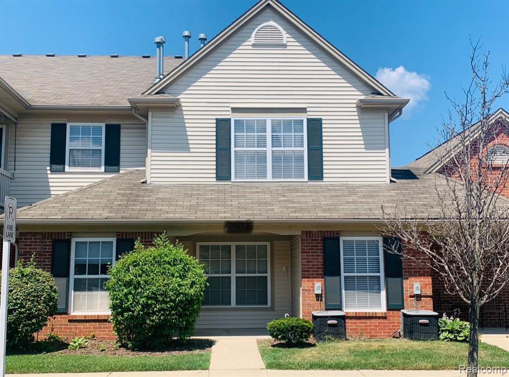 Foto principal - 21583 Majestic Dr