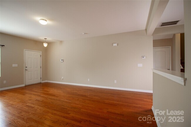 Foto del edificio - 824 Summerlake Dr