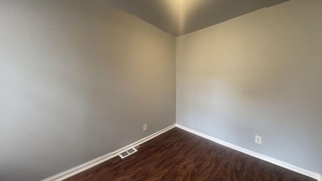 Building Photo - Charming 2-Bed, 1-Bath Home in Philadelphia.