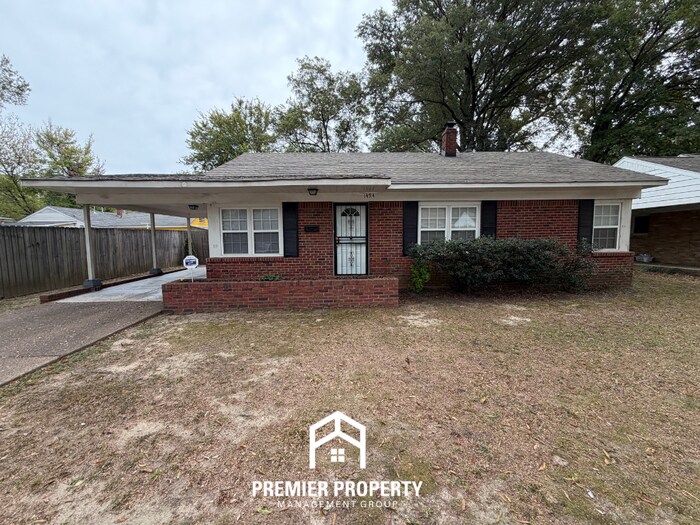 Photo - 1494 Hopewell Road, Memphis, TN 38117 - Charming 3 Bedroom Home for Rent!