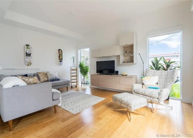 Foto del edificio - 619 Meridian Ave