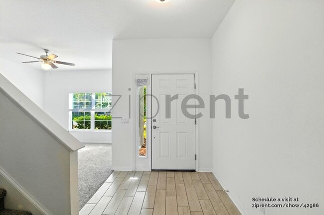 Building Photo - 10749 Pleasant Knoll Dr