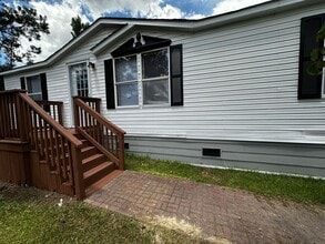 Building Photo - 4636 Rainbow Ln