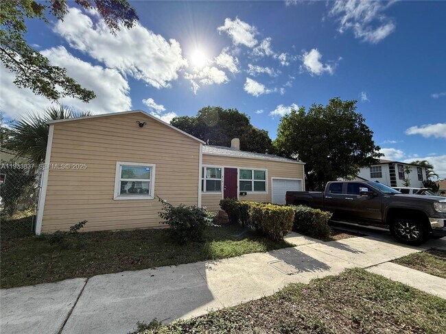 Foto del edificio - 816 5th St