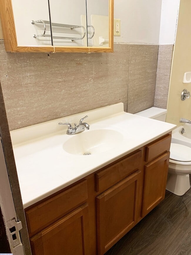 Jefferson 3241 - 1 Bath - The Murray