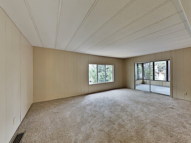 Foto del edificio - 532 W Plantation Blvd