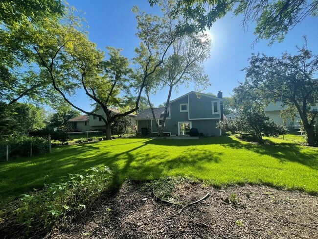 Foto del edificio - Home For Rent Papillion