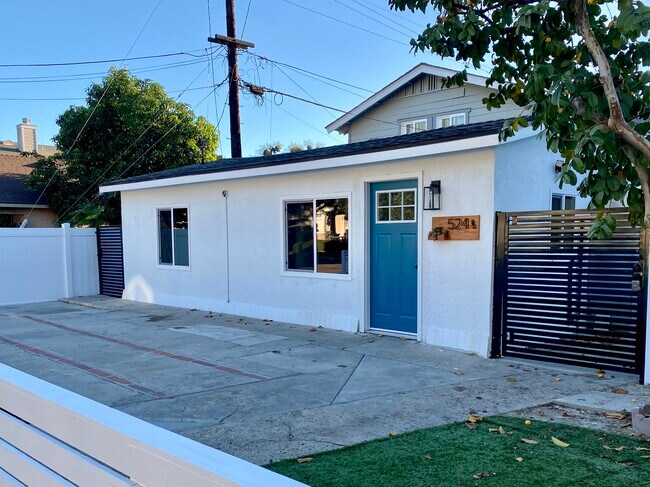 Building Photo - 524 E Adele St
