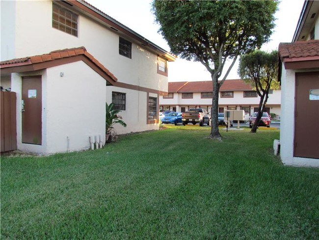 Building Photo - 13255 SW 57th Terrace