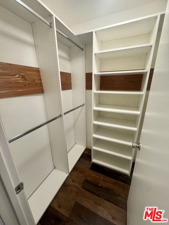 Foto del edificio - 900 E Lomita Ave