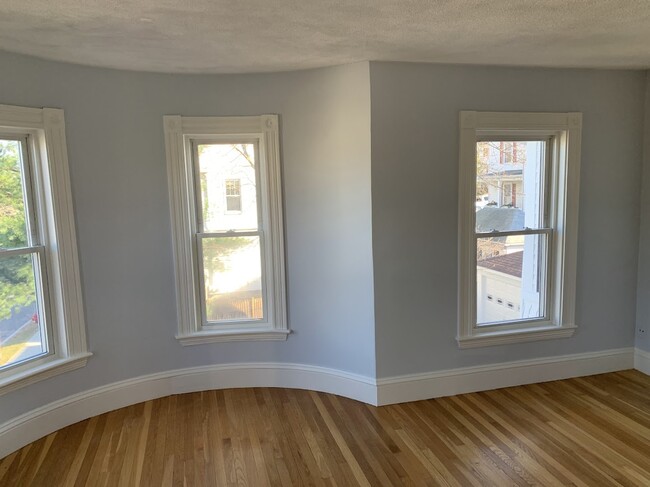 Living Room - 74 Lincoln Ave