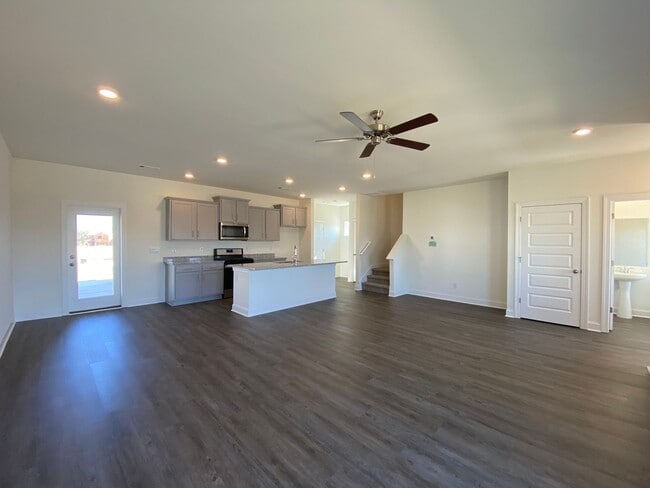 Foto del edificio - Home for Rent in Pike Road, AL!!! Available to View Now!!!