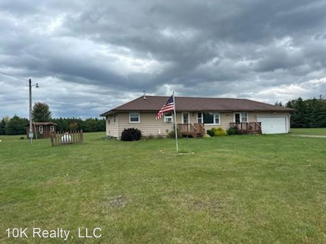 Primary Photo - 3 br, 1 bath House - 1667 Highway 47