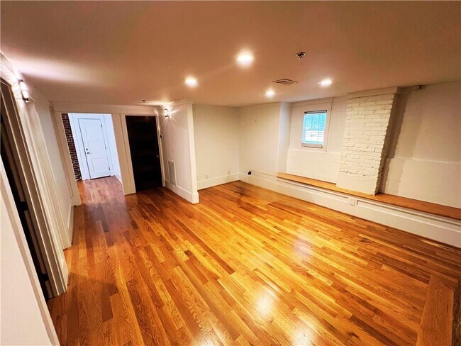 Foto del edificio - 951 Edgewood Ave NE