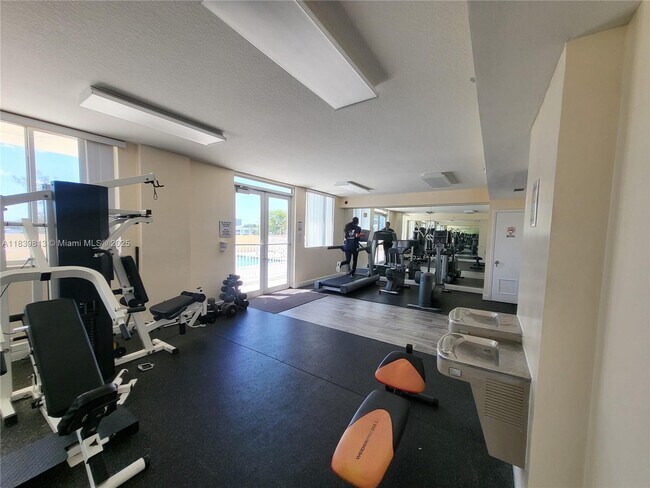 Foto del edificio - 119 SW 6th Ave
