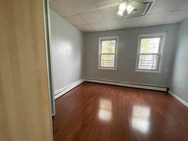 Foto del edificio - 134 Hutton St